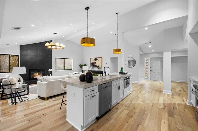 Foto del edificio - 1217 Fairfield Drive