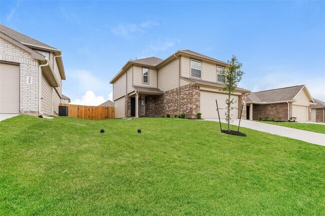 Building Photo - 206 Mouflon Dr