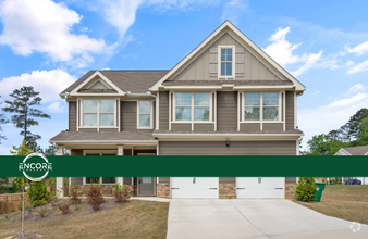 Building Photo - Single Family Home in Lithonia!