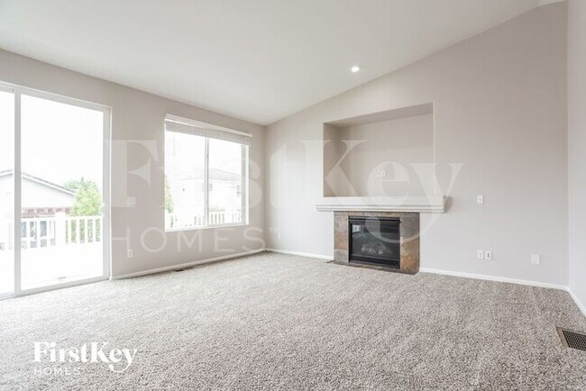 Foto del edificio - 7954 Enclave Ln