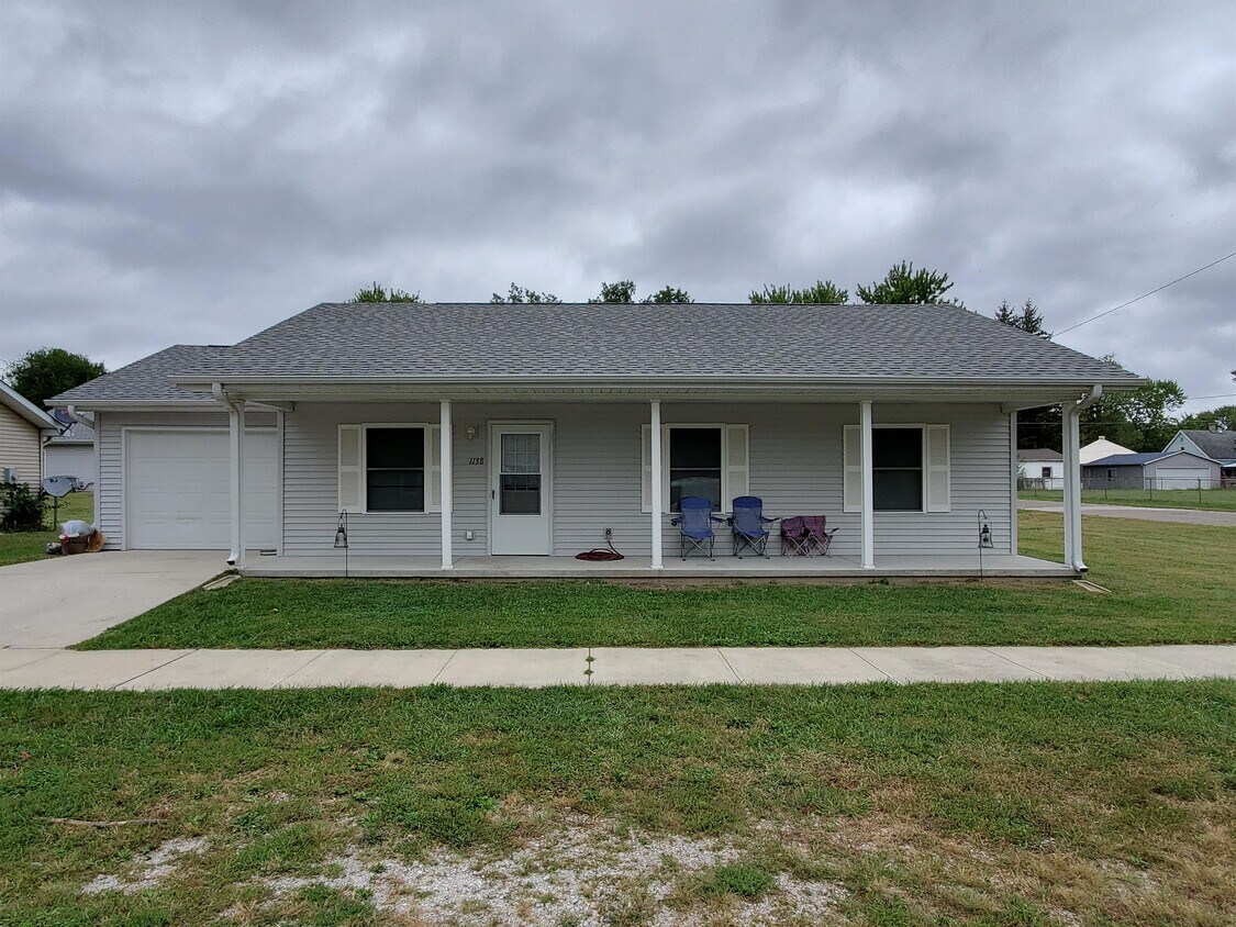 Primary Photo - 1138 S 8th St