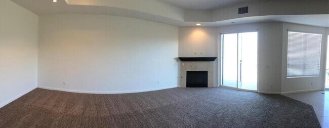 Living/Family Room - 569 Via Pueblo