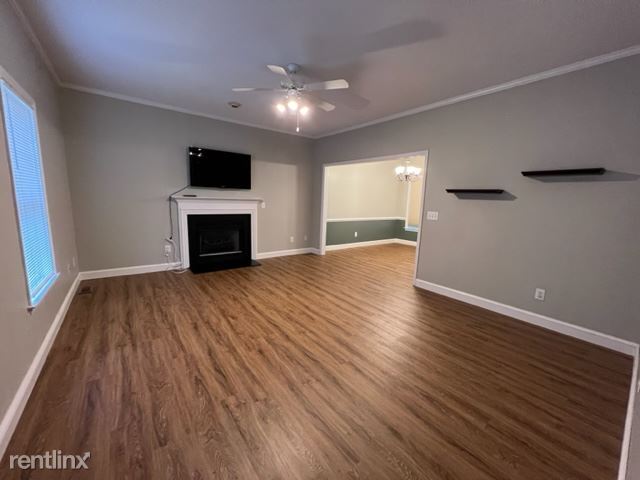 Building Photo - 4 br, 2.5 bath House - 4409 Laurel Run Dr ...