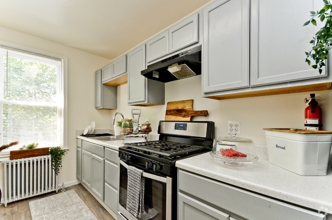 Building Photo - 94 Galveston Pl SW