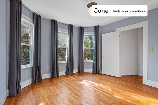 Foto del edificio - Room in Shared 3 bed/2 bath home in Brighton