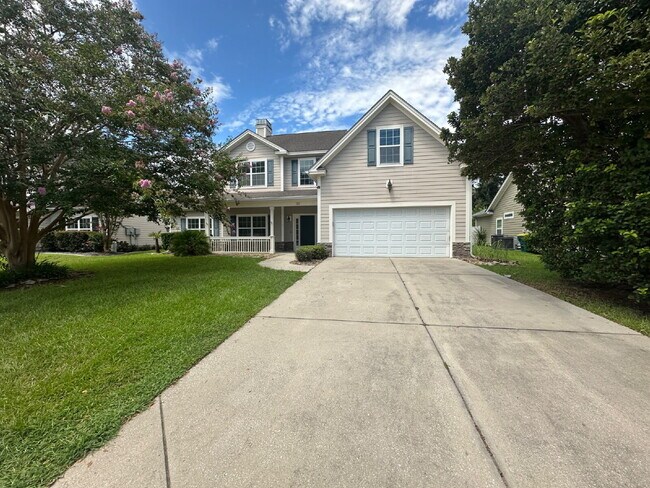 Foto del edificio - Spacious Four-Bedroom Home with a Bonus Room in Lawton Station!