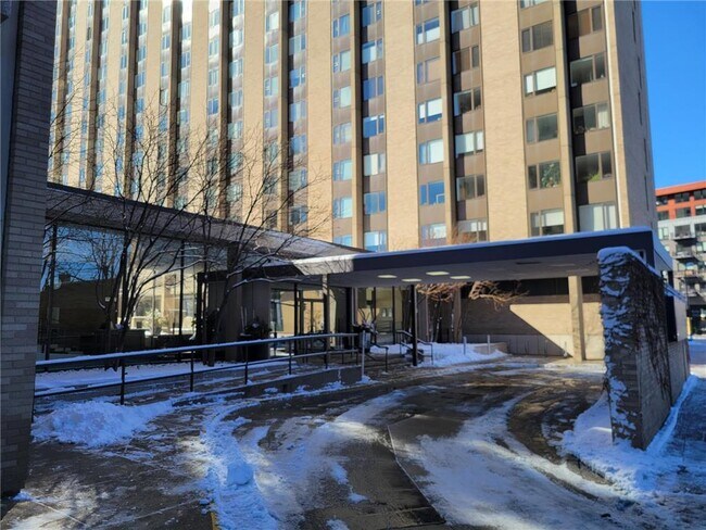 Foto del edificio - 19 S 1st St