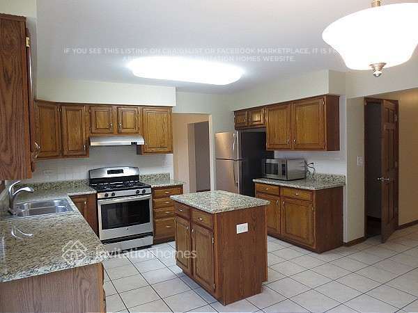 Foto del edificio - 1436 Fawn Ct