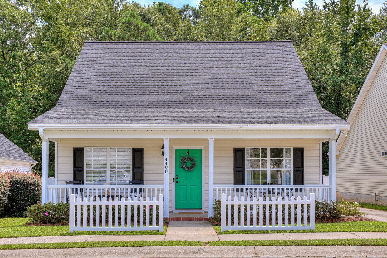 Foto principal - 4480 Galway Dr