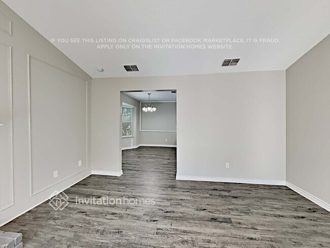 Foto del edificio - 5405 Sandpiper Ln