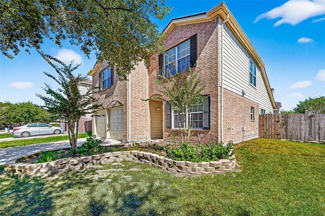 Foto del edificio - 4730 Pin Oak Creek Ln