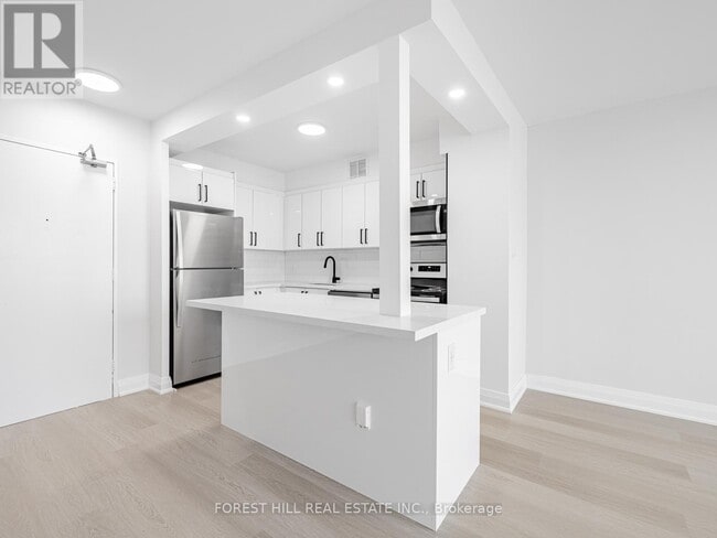 Building Photo - 377-1377 Ridelle Ave