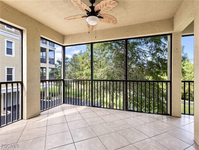 Building Photo - 10060 Lake Cove Dr