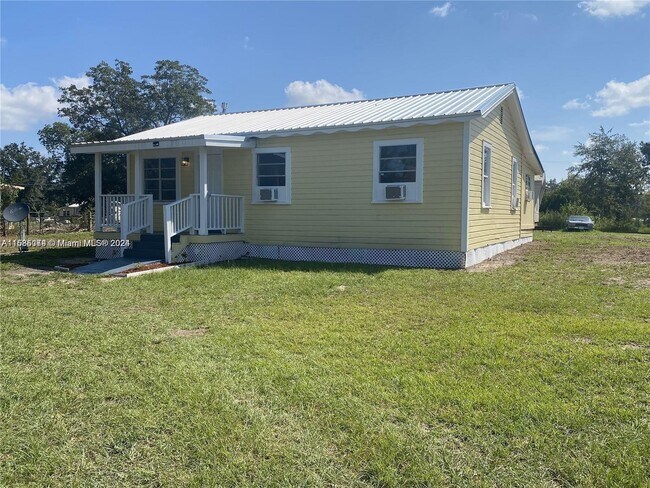 Building Photo - 3130 Gregory St