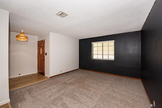 Building Photo - 3460 E Sombra Ln