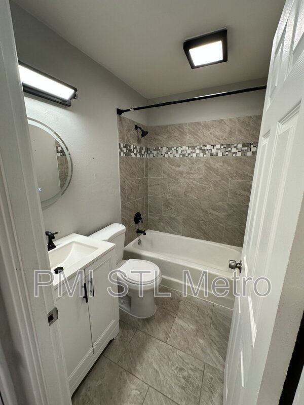 Foto del edificio - 204 Perthshire Rd