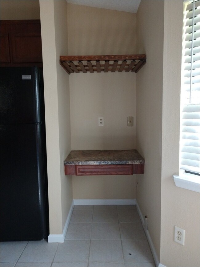 Foto del edificio - 2 Bed 1 Bath Duplex in Tallahassee, FL...1...