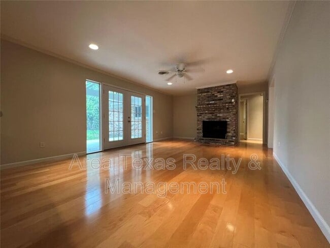 Building Photo - 4834 Sanford Rd