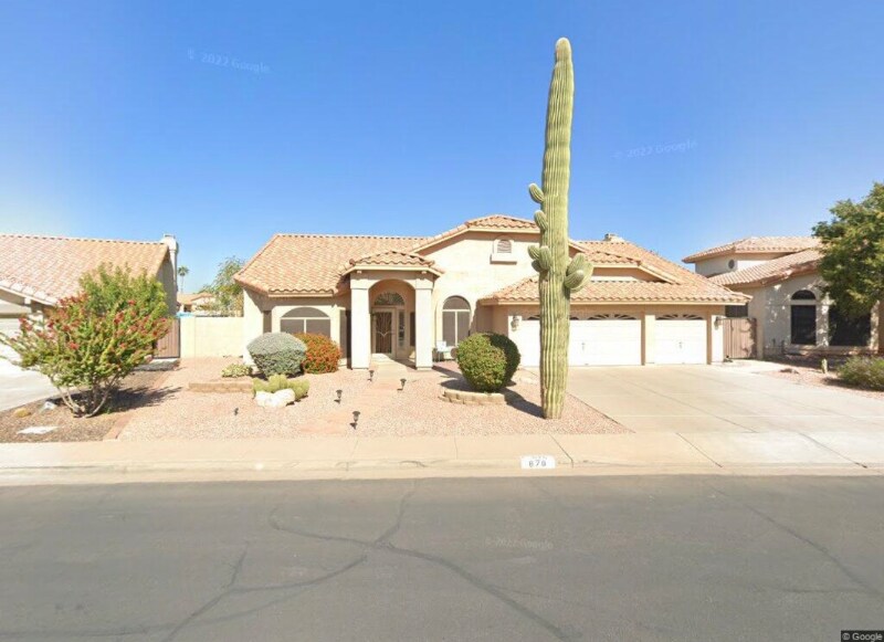 Primary Photo - 876 W Emerald Island Dr