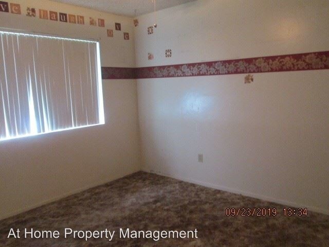 Building Photo - 7400 Stockdale Hwy