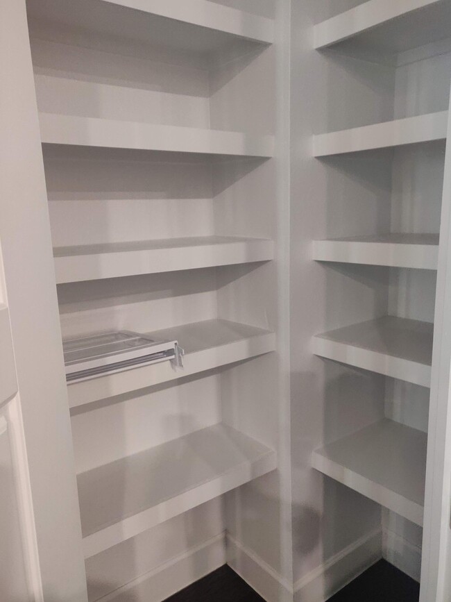 Building Photo - 5822 Callisto Ct