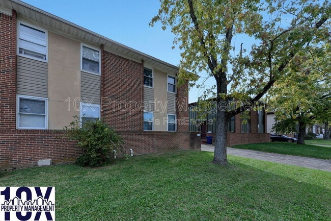 Building Photo - 3069 Rotunda Ct S