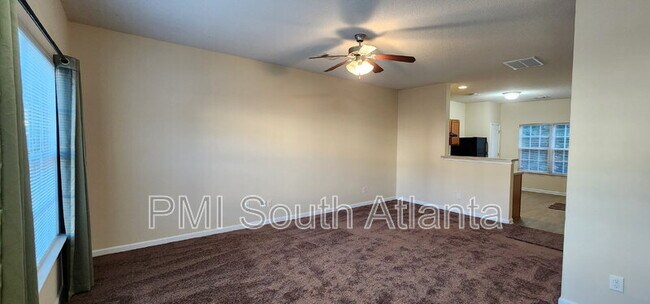 Foto del edificio - 6864 Mountain Cir