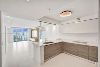 Building Photo - 330 Sunny Isles Blvd