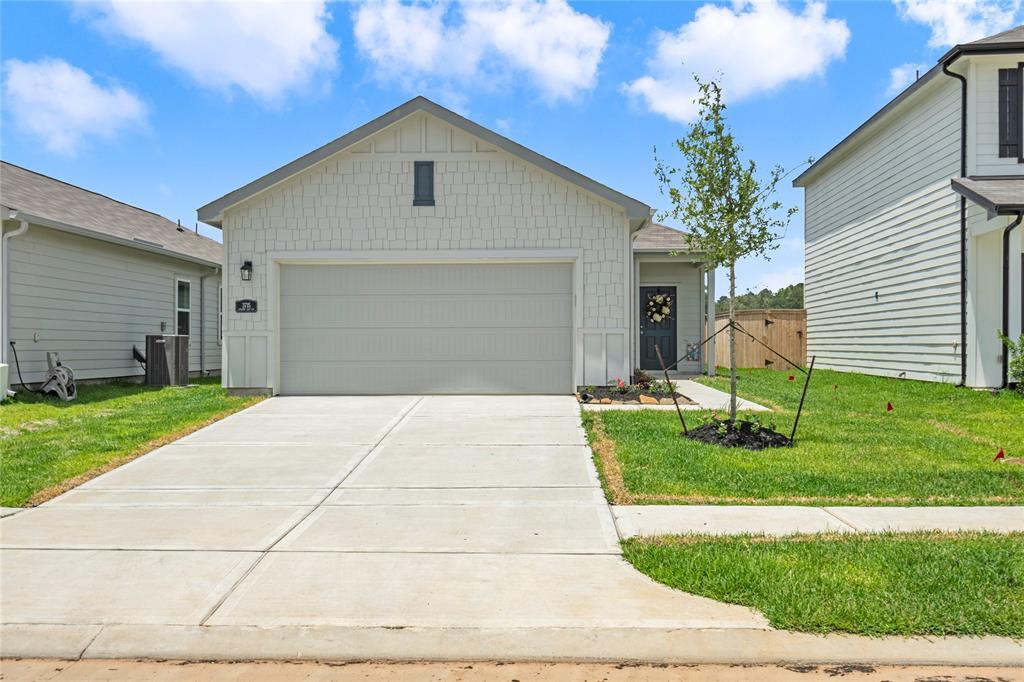 Foto principal - 3715 Golden Lily Ln