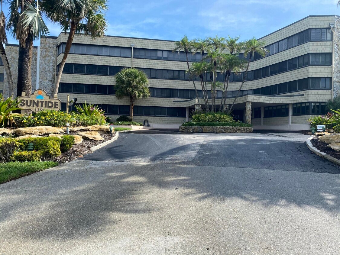 1357 NE Ocean Blvd Unit 119, Stuart, FL 34996 Condo for Rent in