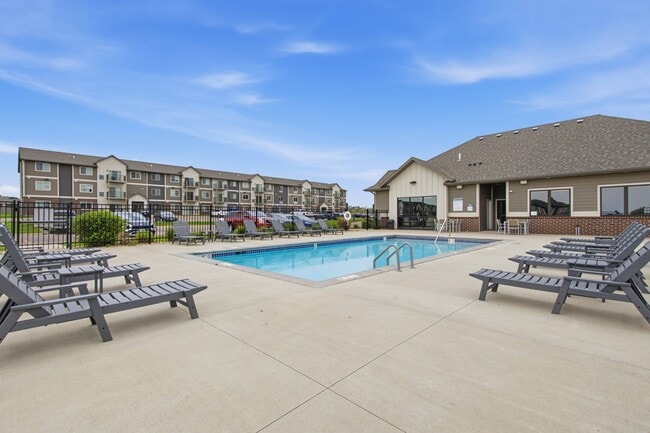 Building Photo - Willows Edge Commons