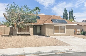 Building Photo - 7038 Hillcroft Way