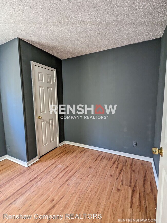 Building Photo - 2 br, 1 bath House - 640 Safari Dr