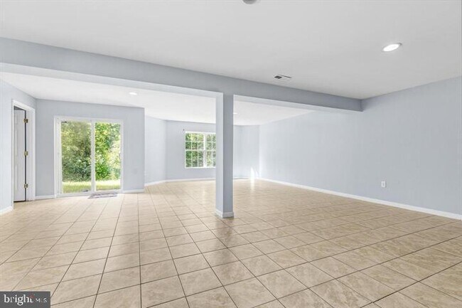 Building Photo - 1766 Ann Scarlet Ct