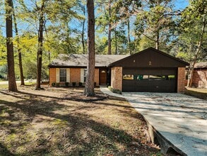 Building Photo - 2 Redberry Ct