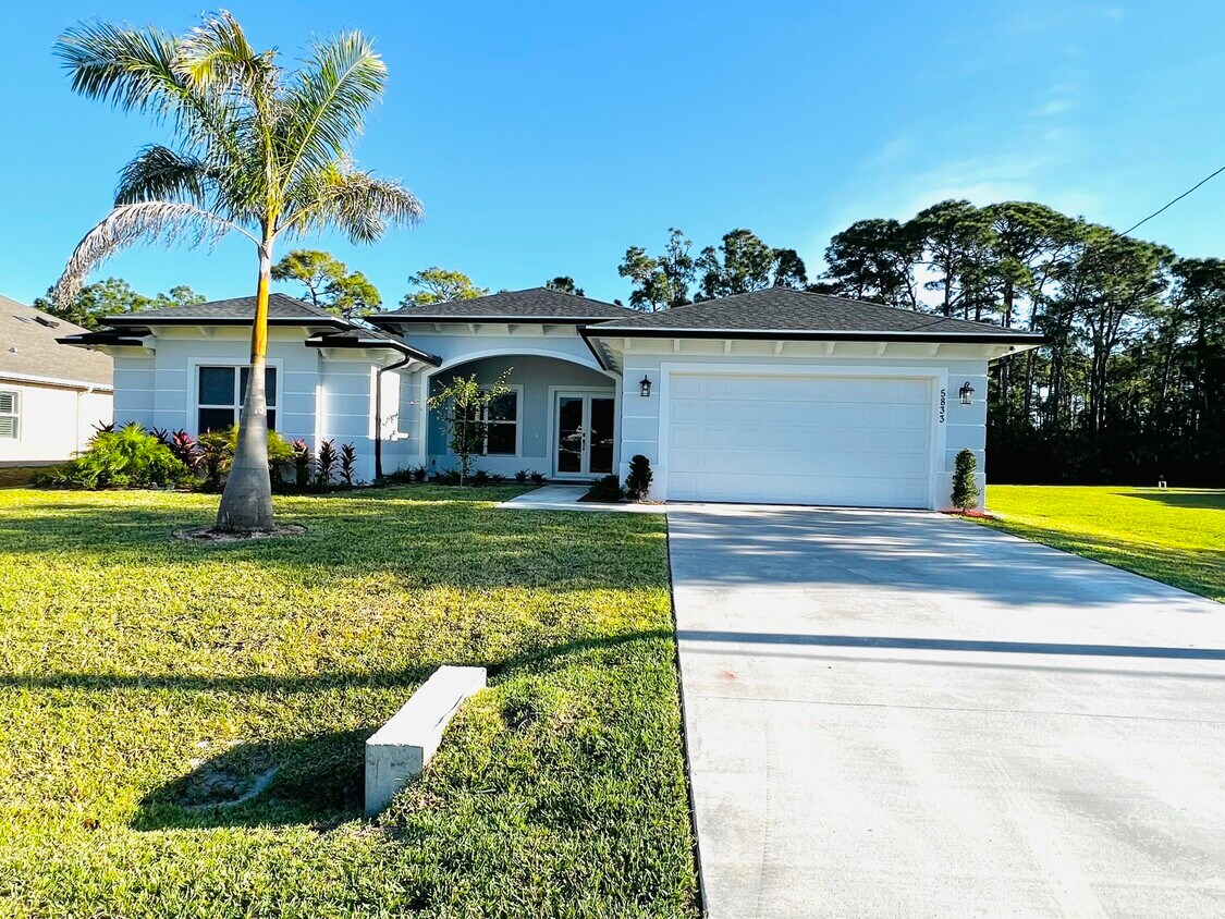 5833 NW Wesley Rd, Port Saint Lucie, FL 34986 House Rental in Port