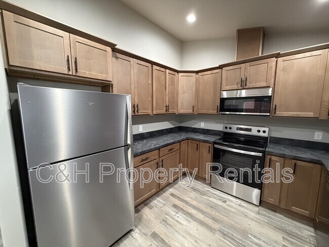 Foto del edificio - 1331 Lynn Ave