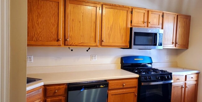 Building Photo - 926 19th St