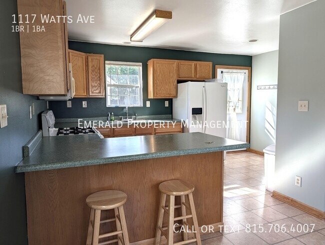 Foto del edificio - 1117 Watts Ave