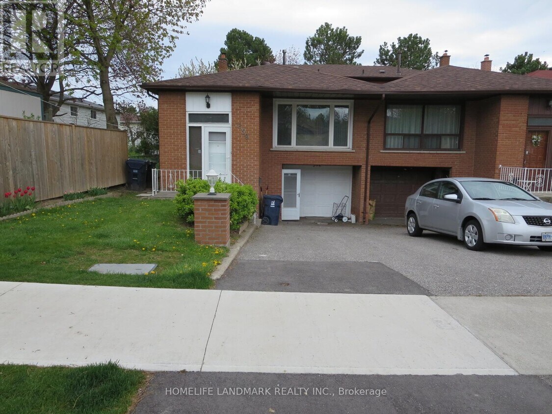 Photo principale - 259 McNicoll Ave