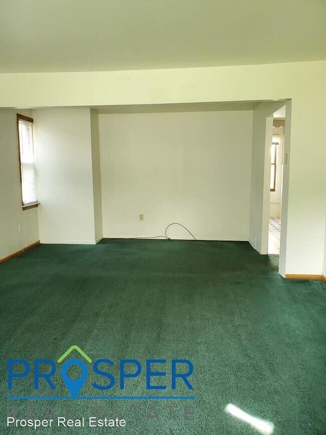Foto del edificio - 5 br, 2 bath House - 1205 Graham Avenue