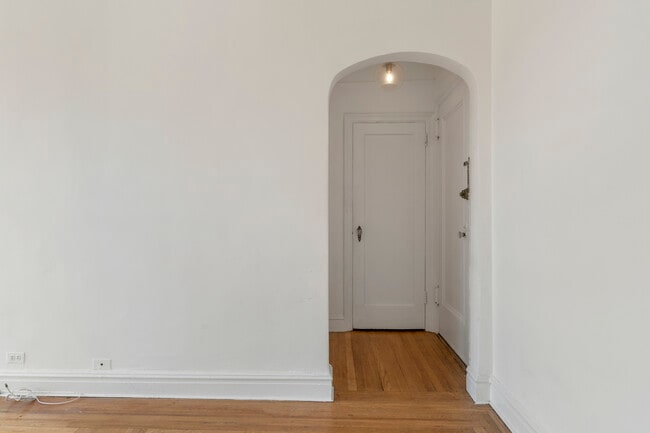 Photo - 14 N Chatsworth Ave House