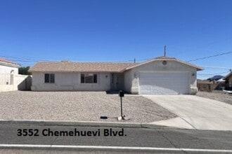 Building Photo - 3552 Chemehuevi Blvd