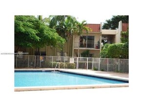Building Photo - 13898 SW 90th Ave