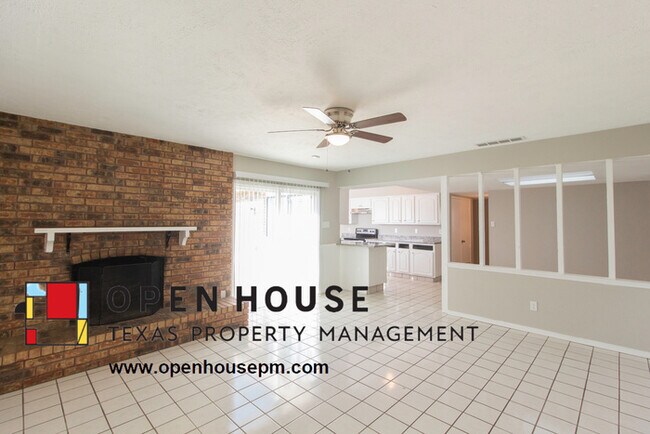Building Photo - 2808 Treeview Dr, Arlington
