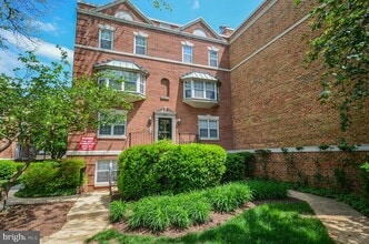 Building Photo - 3631 38th St NW