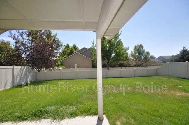 Building Photo - 1297 E Sicily St