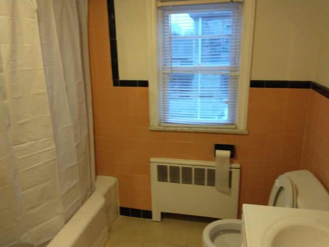 Building Photo - 65 Madison Ave