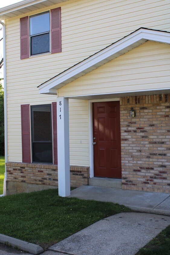Foto principal - 817 Cole Blvd