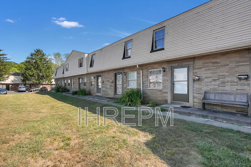Primary Photo - 3082 Morsetown Ct S